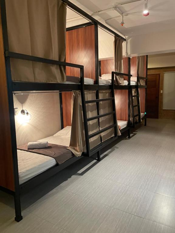Mixed Dorm Room